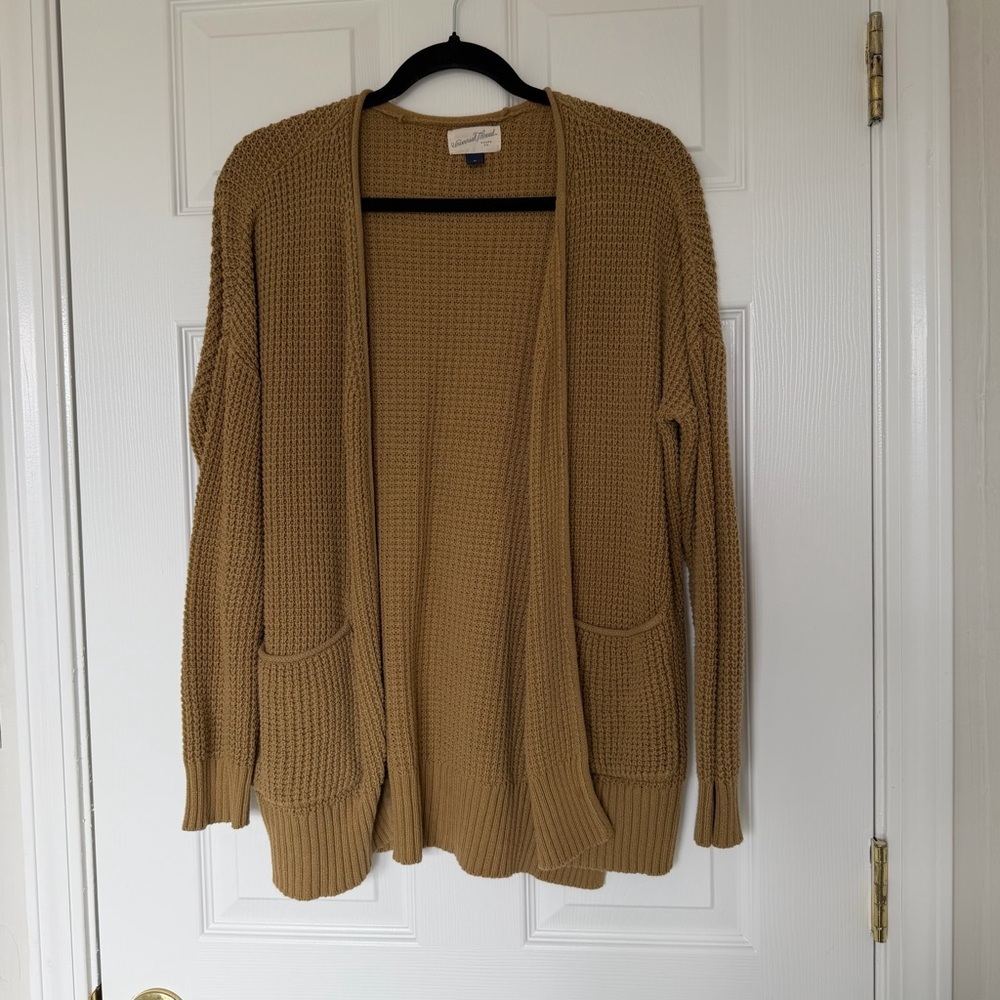 Universal Threads Mustard Colored Knit Cardigan Size Medium